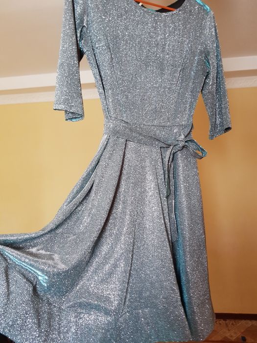 Продам красивое платье