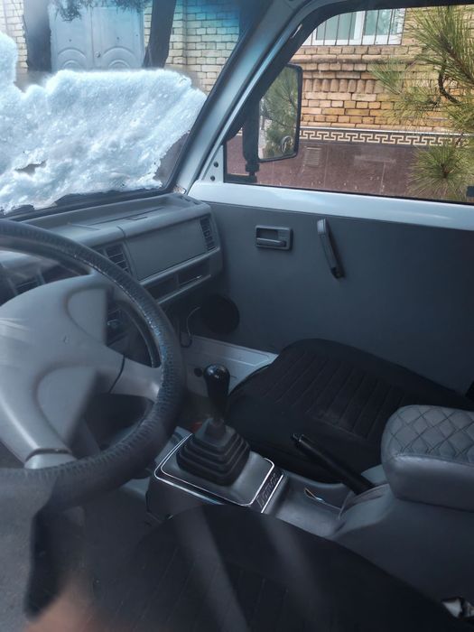 Labo sotiladi rabochi