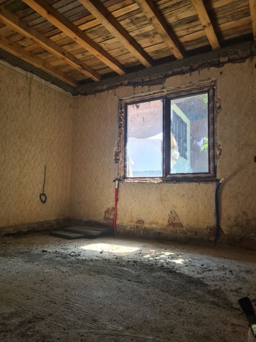 Продава се Къща в Берковица - 100 кв.м за 700 €/кв.м - Снимка #5