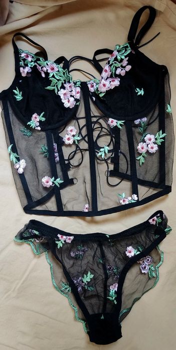 Комплект белья ручной работы