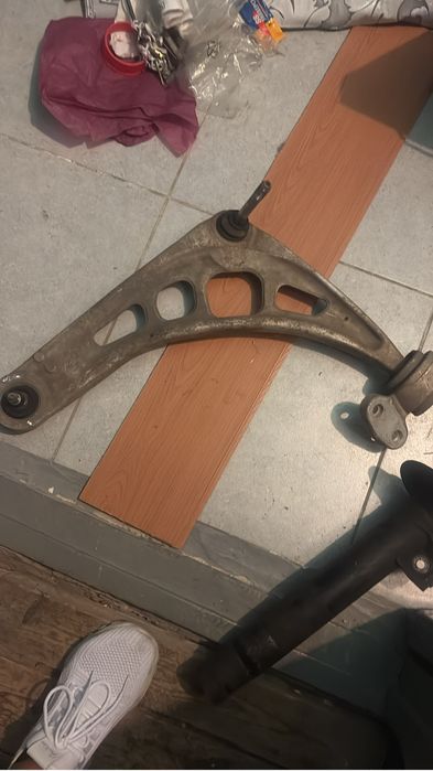 Автобильные запчасти