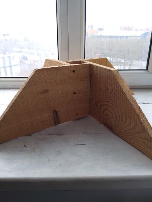 Подставка для елки