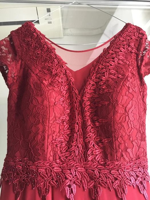 Rochie roșie superba