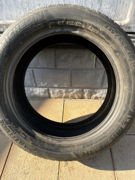 Michelin LATITUDE TOUR HP 235/55 R19