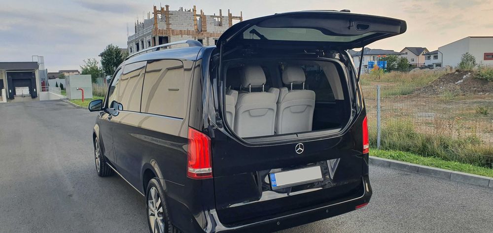 Inchiriere auto 6+1, Van 7 locuri cu sau fara sofer
