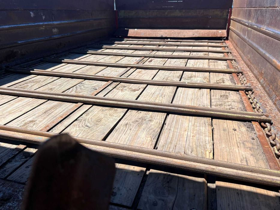 Mig de gunoi / Remorcă împrăștiat gunoi – 3-4 tone, frâna pe ax