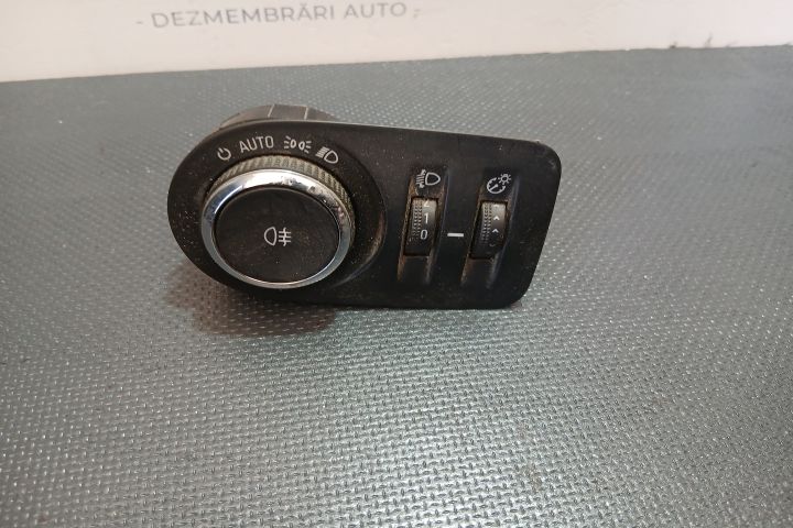 Comutator faruri 13470444 13470444 Opel Corsa E
