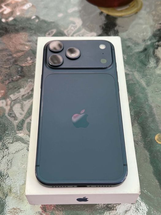iPhone 17 Pro Max Titanium Blue 256GB
