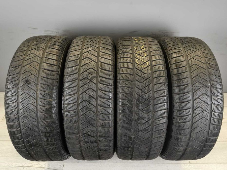 Anvelope 235/65 R17 iarna, Pirelli, DOT 2022