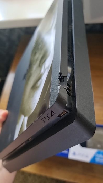 PS4 slim 12.52 versiya 500 GB