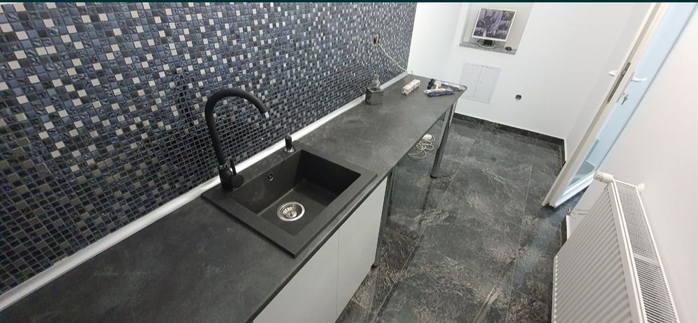 Casă / Spațiu comercial de Vânzare/ Închiriat