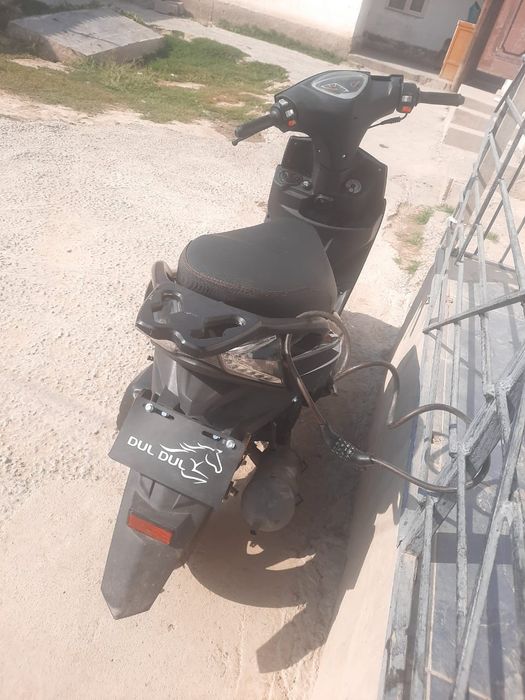 Мопед сатылады .