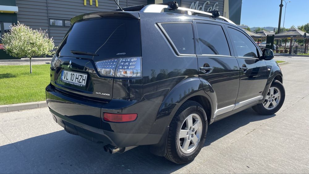 Mitsubishi Outlender