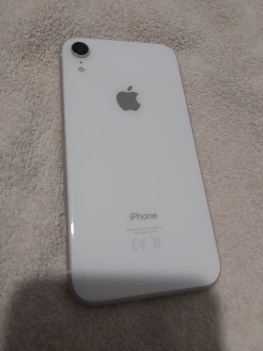 Vând iPhone X R White- neverlocked