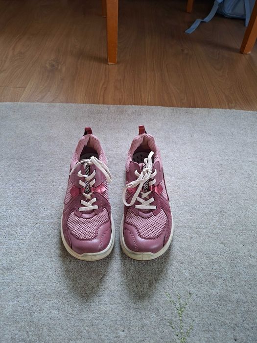 Vand pantofi copii marime 34