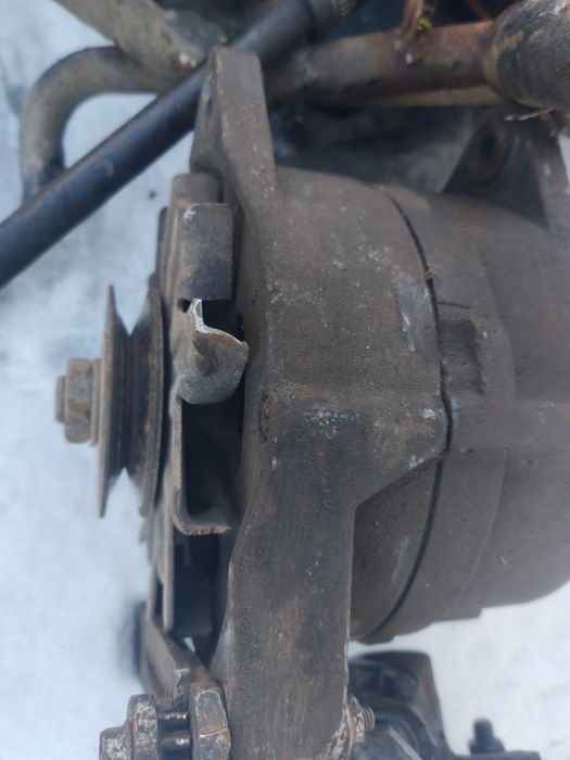 Ауди  объем  2.3 двигатель