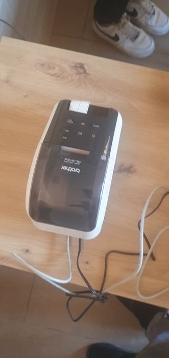 Vând imprimanta  brother noua