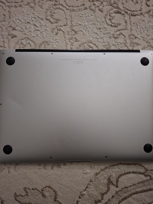 Продается MacBook Air 13 2012