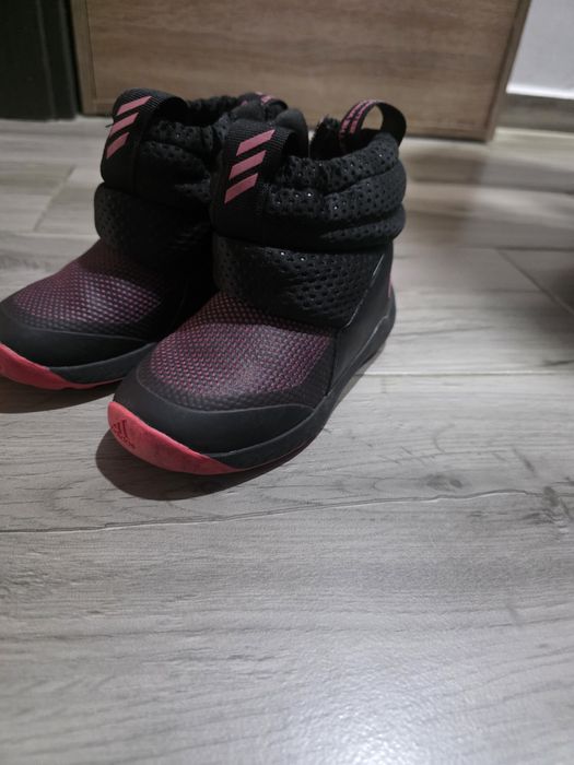 Зимни детски апрески