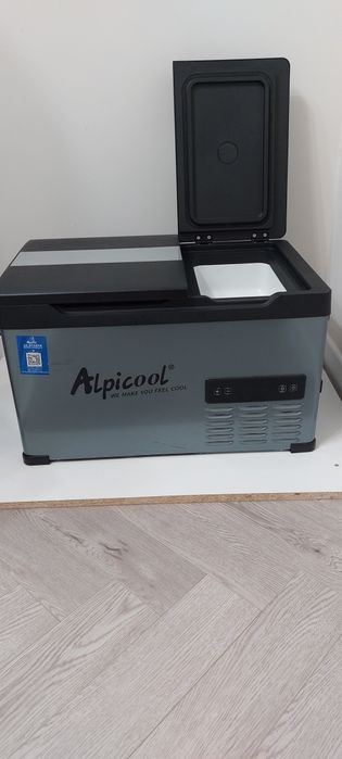 Автохолодильник Alpicool 35