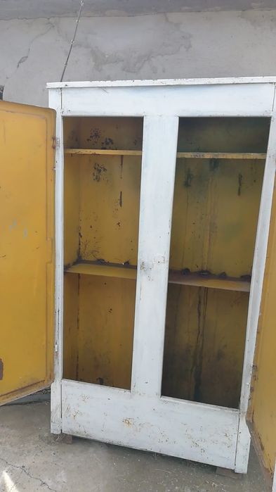 Шкаф для запчастей и прочих