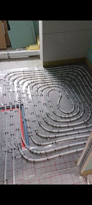 Слесарь - сантехники