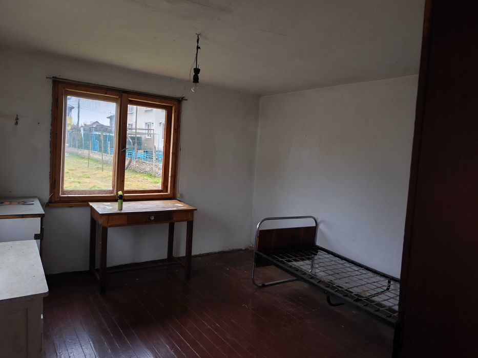 къща, Костенец,  РЗП 75м2 , двор 902 м2 , двоен гараж и къща за гости