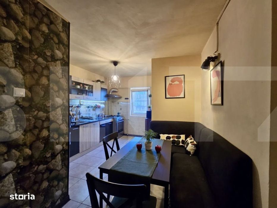 Apartament 3 camere, 110 mp, zona Micalaca - malul Muresului