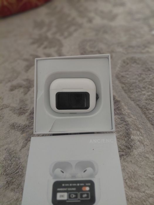 Беспроводный наушник