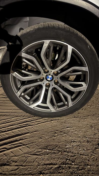 Продам комплект колес bmw x5 r20
