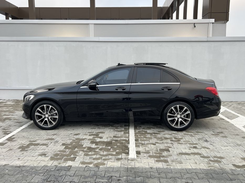 Mercedes-Benz C 200 /Distronic/Navi Mare/Lane/Side/Park assist/Panoramic/Euro 6