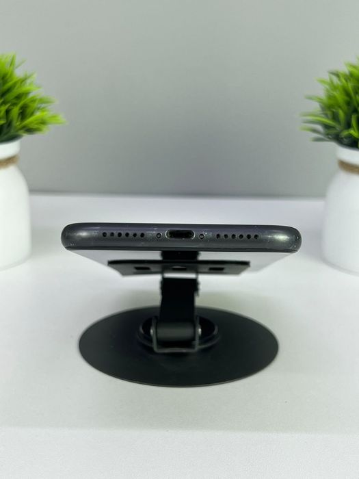 Телефон Apple iPhone 11 128GB