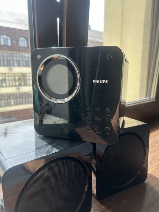 компактный музыкальный центр Philips