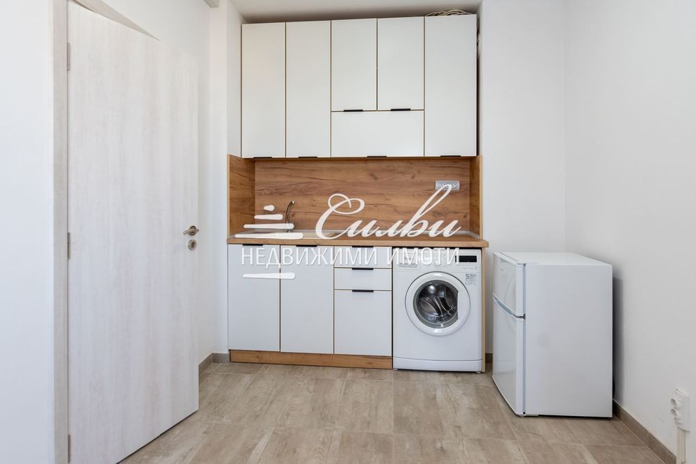 Продава се Двустаен апартамент в Шумен, Тракия - 76 кв.м за 1262 €/кв.м - Снимка #1
