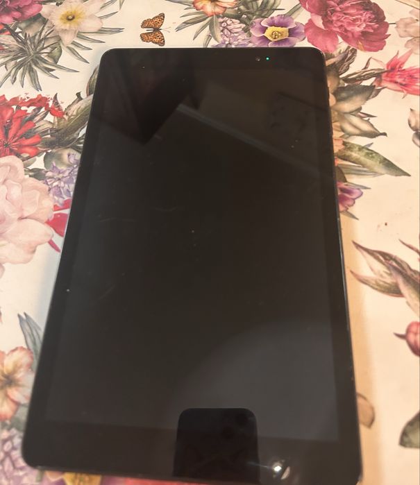 Планшеты Samsung и Huawei