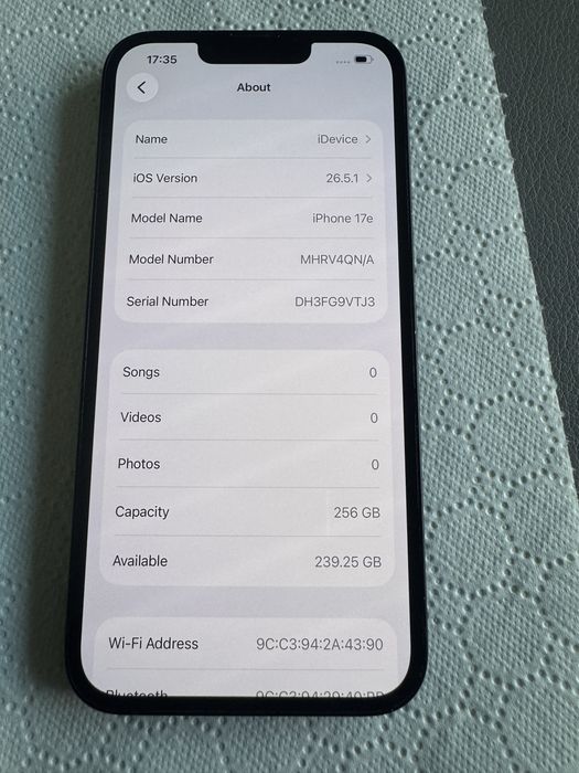 Iphone 17e ( 256 gb )