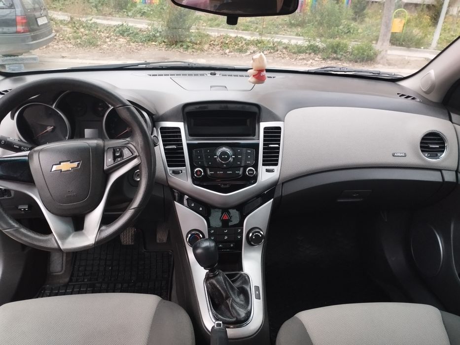 Chevrolet Cruze бензин/газ