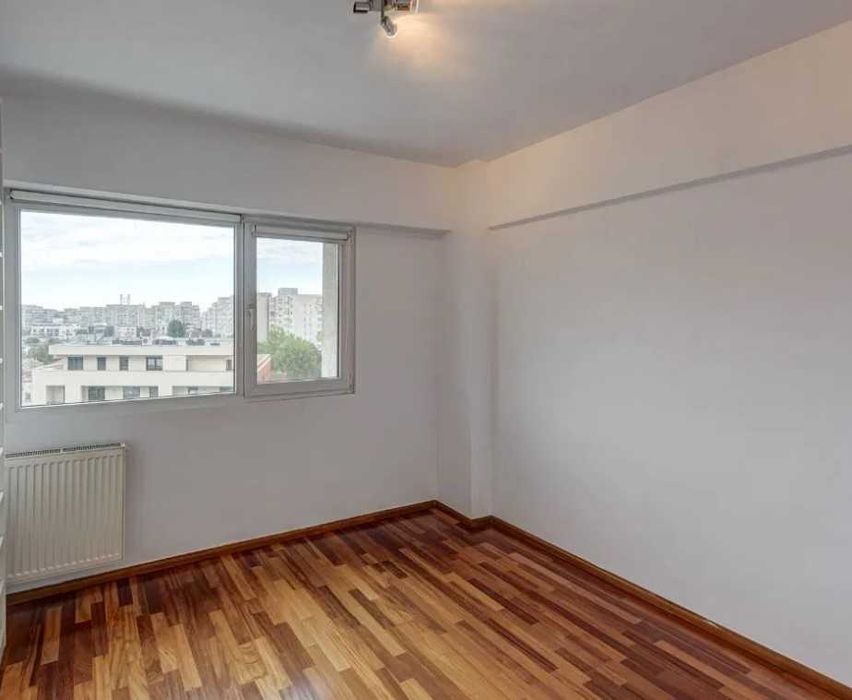 Дава се под наем Тристаен апартамент в Пловдив, Център - 86 кв.м за 418.2 € - Снимка #3