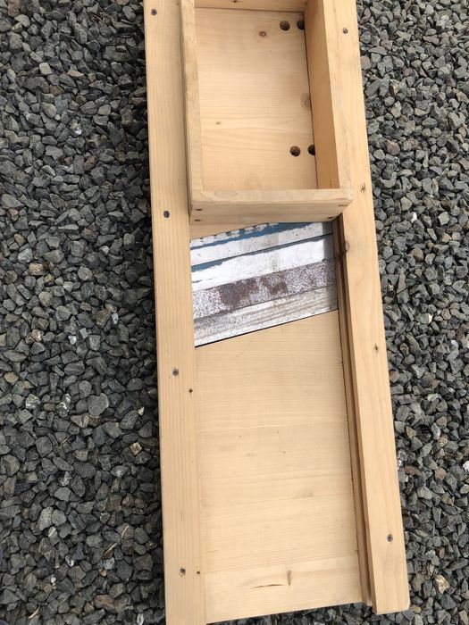 Razalitor de varza in stare foarte buna