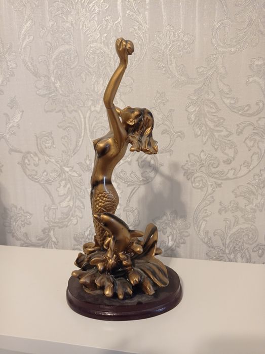 Статуэтки разные