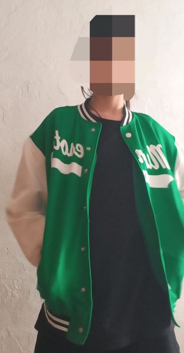 . Продам  бомбер .