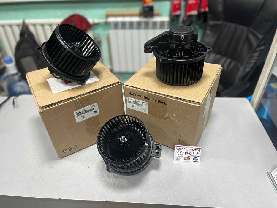 Моторчики печки на Accent Rio