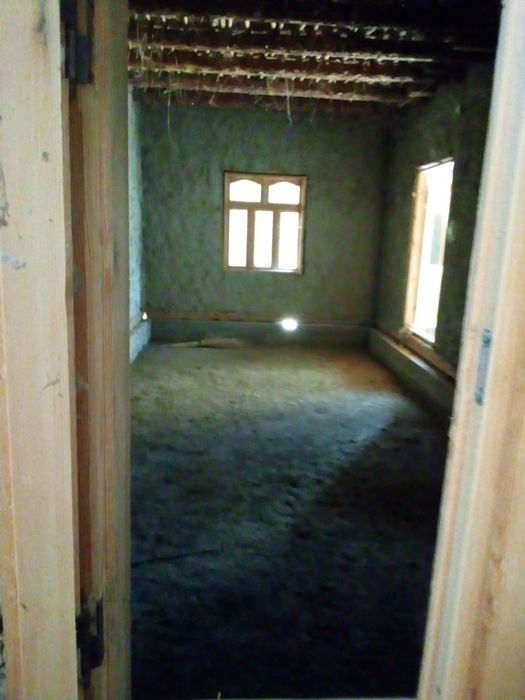 Uchastka sotiladi tez va arzon