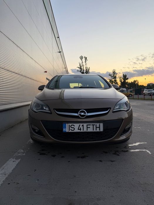Opel Astra j 2013
