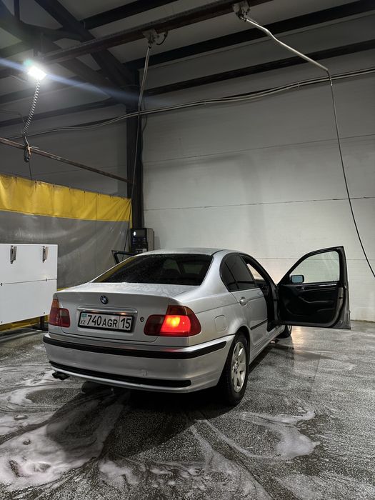Продам машину бмв е46