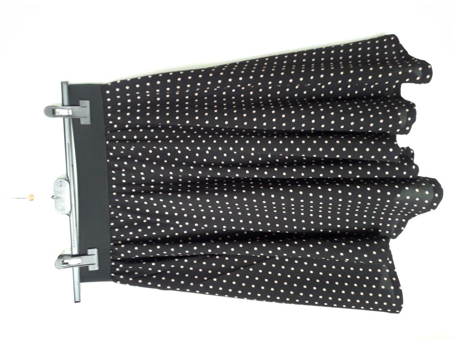 fusta clos , asimetrica