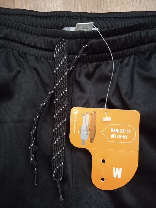 Къси гащи, спортен екип, анорак