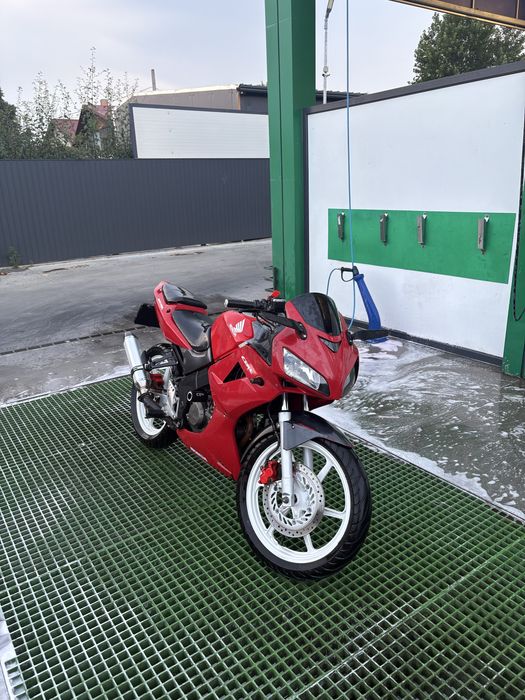 Honda cbr 125 jc39