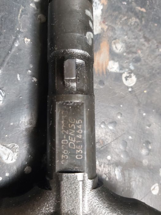 Оригинални Дюзи Тойота Рав 4 2.0 дизел 116 к.с 2003 година