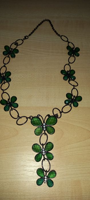 Продаётся бижутериия